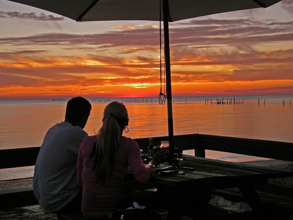 Sunset Beach Resort Cape Charles Exterior foto