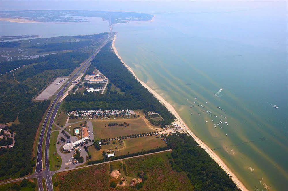 Sunset Beach Resort Cape Charles Exterior foto